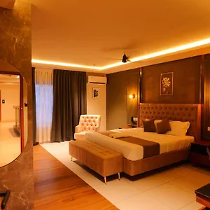https://classico-international.kerala-hotels.net